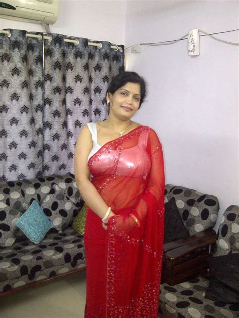 desi chubby nude pics|Chubby MILF bhabhi desi nude pics of huge tits show to BFs